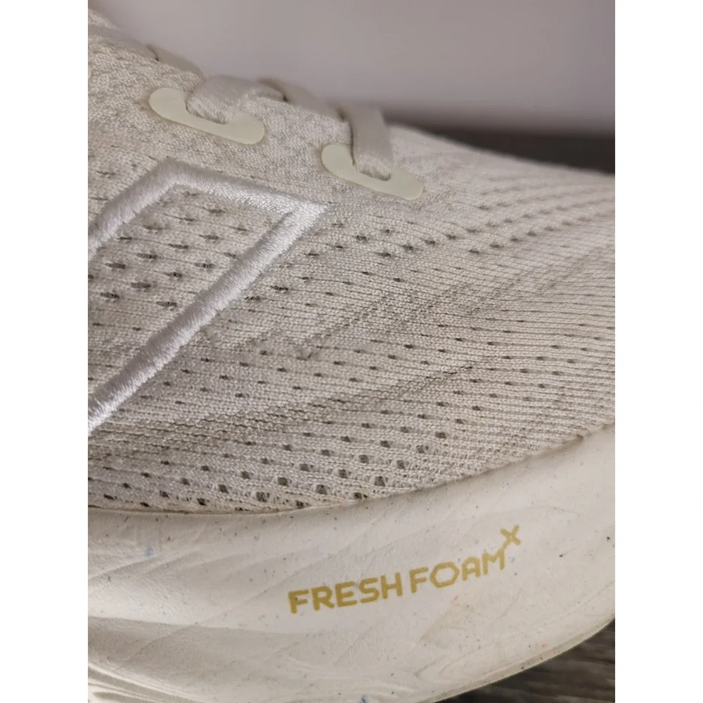New Balance Fresh Foam X 1080 v13 Women's Size 8.5 B Running Shoes Cream Beige